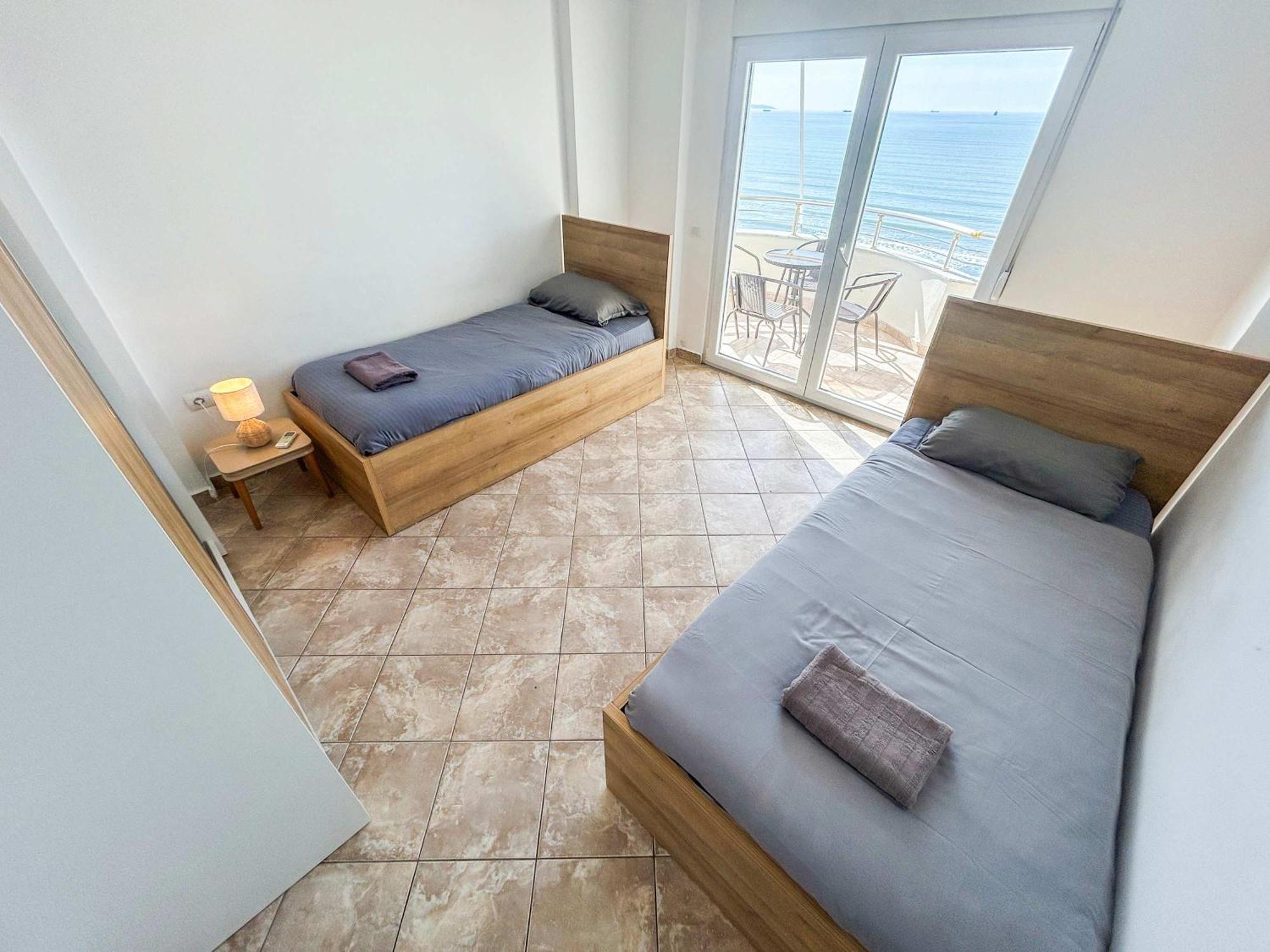 Divine 642 Apartment ดูร์เรส ภายนอก รูปภาพ